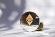 توقعات سعر الإيثيريوم: ETH يصارع للصعود فوق 2092 دولار رغم الدعم المؤسسي القوي