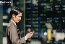 مؤشر نيكاي الياباني يسجل ثالث أكبر هبوط نقطي في التاريخ بعد انهيار 4200 نقطة خلال الجلسة