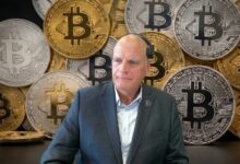 محلل بلومبيرغ مايك ماكغلون وخبراء يناقشون مستقبل البيتكوين: "هذا القطار لا يمكن إيقافه"