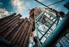 تداول النفط والفضة يتفوق بشعبية واسعة على إكس آر بي وسولانا على منصة هايبرليكيد