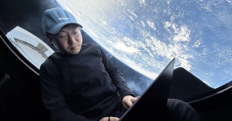 الحياة المذهلة لتشون وانج: من رائد تعدين البيتكوين إلى رائد فضاء