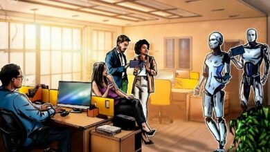 هوانغ من إنفيديا: الذكاء الاصطناعي سيعزز الوظائف مع حاجته لتريليونات الدولارات في البنية التحتية