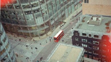 العملات المشفرة: وكلاء الذكاء الاصطناعي يختارون النقود منزوعة القومية