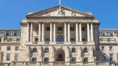 تقرير: بنك إنجلترا قد يُعيد النظر في لوائح العملات المستقرة