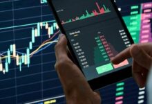 تاجر عملات رقمية يجني 380 ألف دولار من ضربة أمريكا لإيران