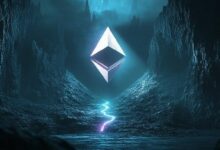 سعر الإيثيريوم يستند على دعم خمس سنوات بينما خسائر الحيتان تتحول إلى السلبية