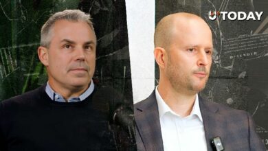 خبراء صناديق الاستثمار المتداولة بالش وآر جيراسي يختلفون حول تمسك فانجارد بالابتعاد عن البيتكوين وسط تجاوز صناديق البيتكوين المتداولة 100 مليار دولار