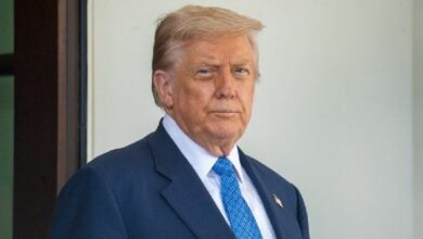 ترامب يستضيف مايك تايسون وكبار حاملي الميمكوين في مار-a-لاغو، لكن التقارير تشير إلى غياب هذا الملياردير المشفر