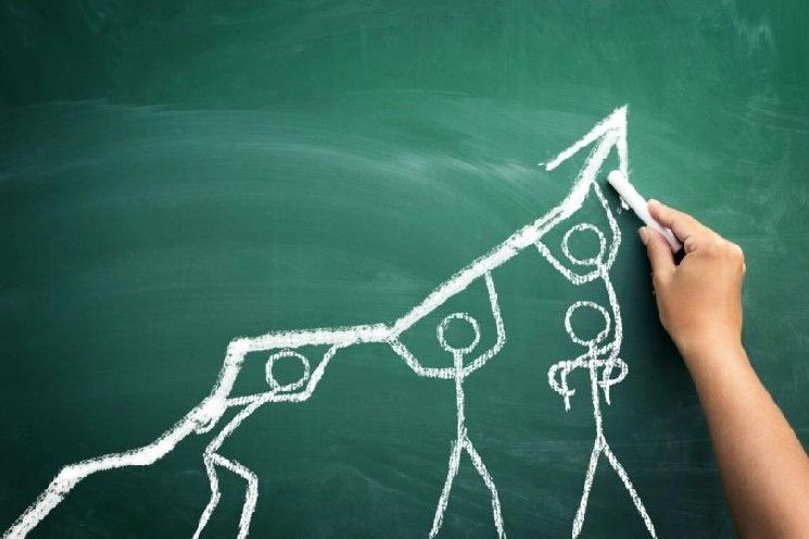 قادة الصناعة يضخون مئات الملايين في خطة إنقاذ لمستخدمي "آيف" بعد اختراق ضخم للعملات الرقمية