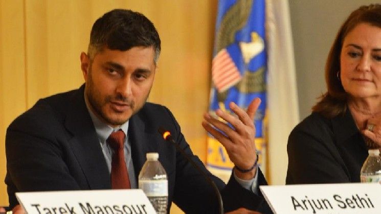 شركة بايوارد الأم لكراكن تستحوذ على منصة المشتقات بيتنوميال مقابل 550 مليون دولار نقداً وأسهماً