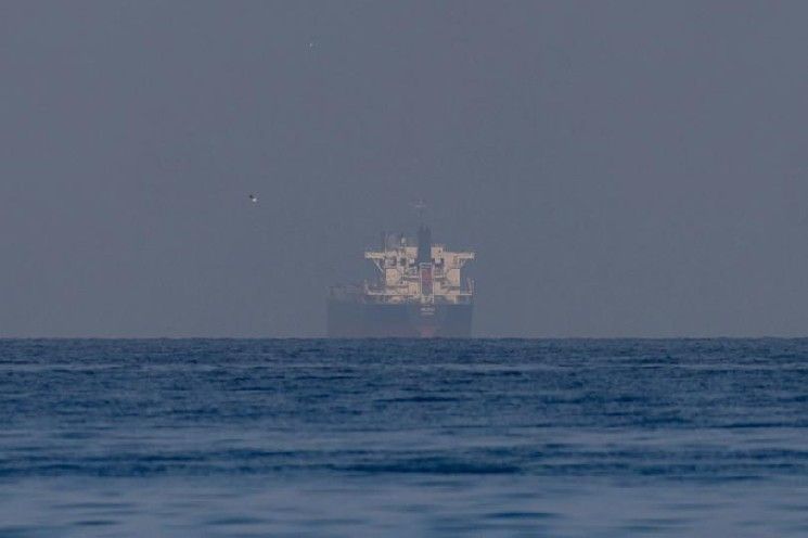 بتكوين يبتعد عن أدنى مستوياته مع تراجع مخاوف نهاية الأسبوع الحادة