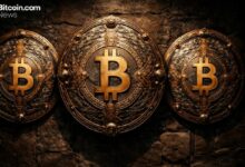 المتداولون يتحوطون بقوة: حجم عقود البيع الآجلة للبيتكوين يتفوق على عقود الشراء بنسبة 54.87% مقابل 45.13%