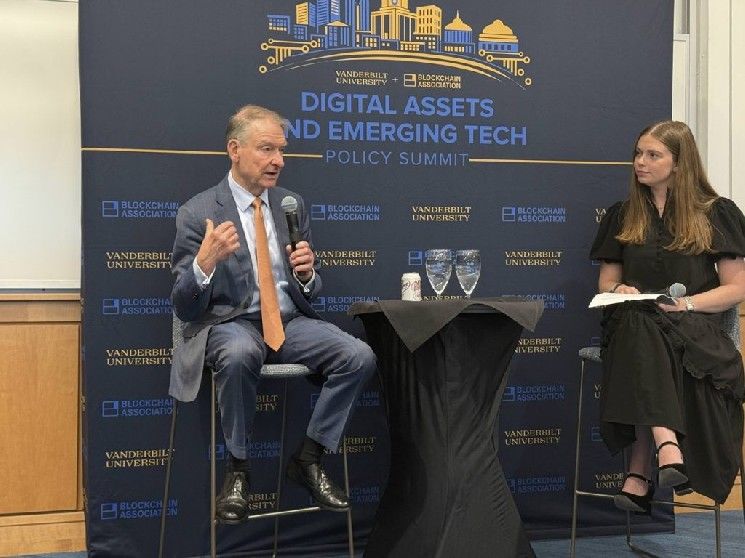 عاجل: رئيس هيئة الأوراق المالية الأمريكية يعلن عن لوائح إيجابية جديدة قادمة لسوق العملات الرقمية