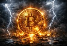 قبل 13 عامًا: وصول البيتكوين إلى 100 دولار ومشهد التحولات الكبرى