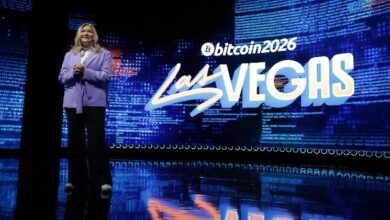 السيناتور لوميس تضع الكونغرس تحت ضغط زمني وتتعهد بدفع قانون الوضوح المتعثر في مايو