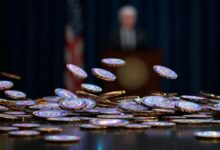 محافظ الاحتياطي الفيدرالي جولسبي يحذر: خفض الفائدة قد يتأجل حتى 2027 بسبب صدمة النفط من الحرب الإيرانية