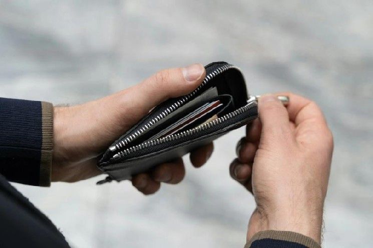 زونداكريبتو تحت المجهر: رئيس وزراء بولندا يربط البورصة بمحاولات التأثير على التشريعات