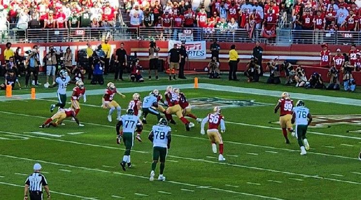 باي بال شريك المدفوعات من نظير إلى نظير لدوري NFL في اتفاقية متعددة السنوات