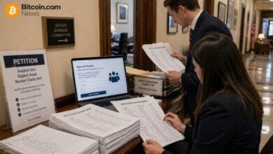 مع "Stand With Crypto" نداء عاجل لمجلس الشيوخ لإقرار قانون الوضوح (CLARITY Act)