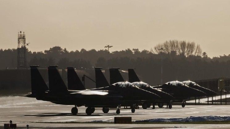 انخفاض البيتكوين دون 71 ألف دولار وتراجع الإيثيريوم والسولانا والريبل مع تهدد وقف إطلاق النار الإيراني بالانهيار خلال 48 ساعة