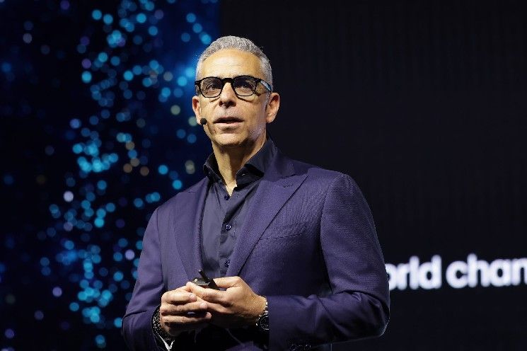 لايتسبارك تطلق حسابات "غريد غلوبال" لمعالجة تشتت نظام المدفوعات العالمي