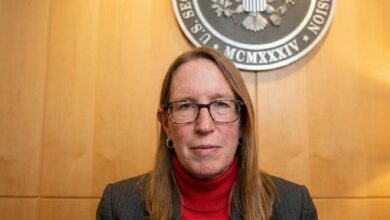 مفوضة SEC هيستر بيرس تعترف: "لقد كنا مخطئين بشأن العملات الرقمية"