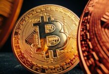 البيتكوين يلامس 78 ألف دولار مع إعلان إيران فتح مضيق هرمز بالكامل