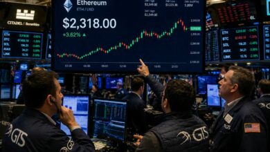 إيثيريوم يتوقف بالقرب من 2,300 دولار: هل تتحرك موجة كبيرة؟