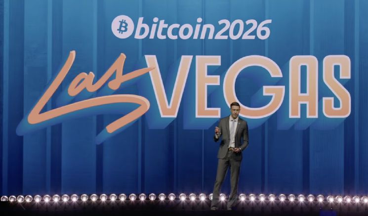 ستيك آند شيك: مدفوعات البيتكوين تخفض تكاليف المعالجة بنسبة 50% وتوفر 6 ملايين دولار سنويًا