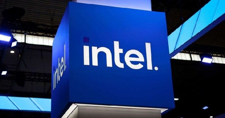 سهم إنتل يسجل أعلى مستوى تاريخي جديد لأول مرة منذ عام 2000