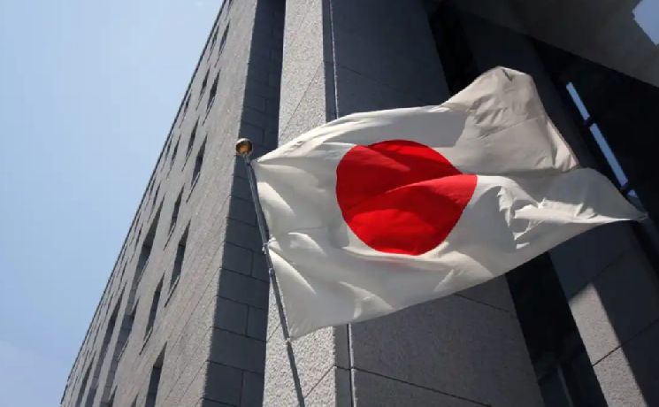 عملاق ياباني يلفت الأنظار بتحركاته تجاه الريبل (XRP) ويعلن مفاجأة: اعتماد شبكة ألتكوين جديدة!