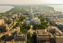 ويسكونسن تنضم إلى معركة أسواق التوقعات، وتقاضي كالشي وكوين بيز وبولي ماركت وروبن هود وكريبتو.كوم