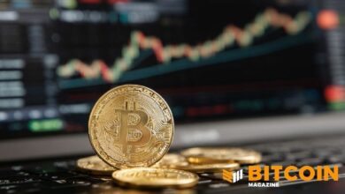 فان إيك يحدد إشارتين صعوديتين لبيتكوين مع تحول التمويل للسلبية وتراجع معدل الهاش
