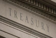 توقع "تي دي كاون": 3 أسهم رقمية قد تتفوق على صناديق البيتكوين الاستثمارية