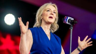 رئيس وزراء بريطانيا السابق يحذر من مسار الاقتصاد "السلبي للغاية" ويبدي تأييدًا للبيتكوين