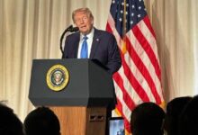 ترامب يدافع عن تشريعات العملات الرقمية في فعالية خاصة بحضور الملاكم مايك تايسون ورئيس "تيثير"