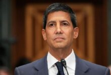 بيتكوين يهبط نحو 75,000 دولار مع تصريح وارش: ترامب لم يطلب منه خفض الفائدة