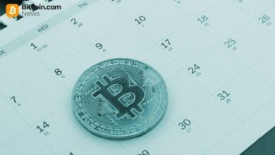 البيتكوين يحافظ على تدفقاته الأسبوعية بينما تتراجع صناديق الإيثيريوم والعملات البديلة المتداولة