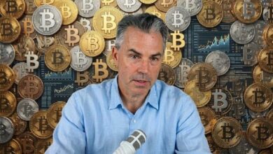 الحيتان تتراكم البيتكوين بوتيرة سريعة قياسية خلال عقد.. تحليل بلومبيرج