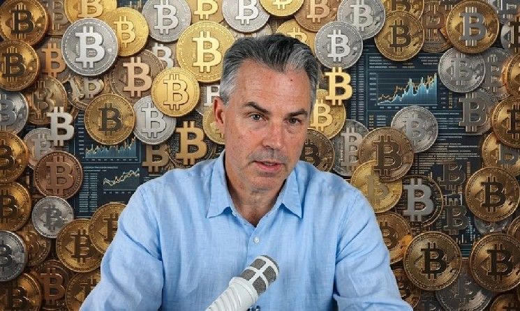 الحيتان تتراكم البيتكوين بوتيرة سريعة قياسية خلال عقد.. تحليل بلومبيرج