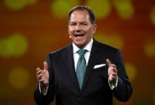 بول تيودور جونز: البيتكوين أفضل تحوط ضد التضخم، ويحذر من تضخم أسعار الأسهم