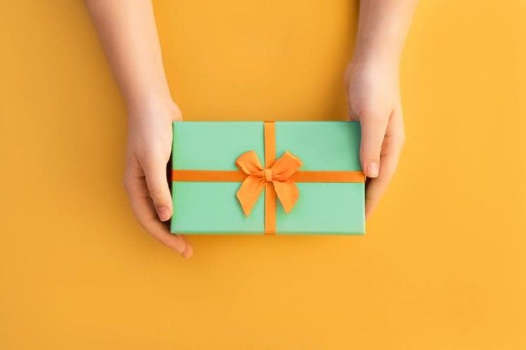 كل معاملة على البلوكتشين هي هدية لمنافسك