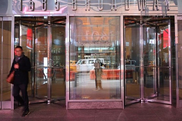 صندوق بيتكوين ETF التابع لمورغان ستانلي يجذب 34 مليون دولار في يومه الأول