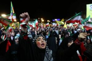 إيران تقترح إنهاء الحرب ورفع العقوبات وفقًا لرويترز