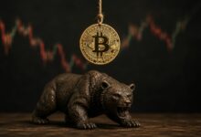لماذا يظل البيتكوين عالقًا دون 82 ألف دولار رغم إقرار قانون "كلاريتي"؟