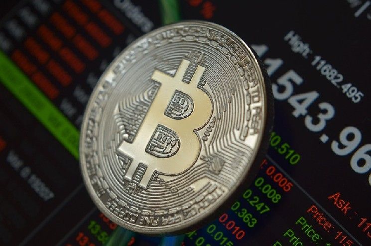 عنوان صعود البيتكوين لا يزال قائماً رغم الضغط الهبوطي دون 78,800 دولار