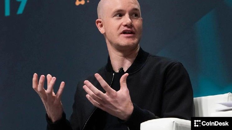 تراجع سهم Coinbase بنسبة 4% بعد مفاجأة تراجع أرباح الربع الأول مع تباطؤ تداول العملات الرقمية
