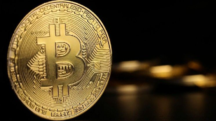 محلل متمرس يحذر متابعي البيتكوين من الحذر خلال الصيف: إليكم السبب