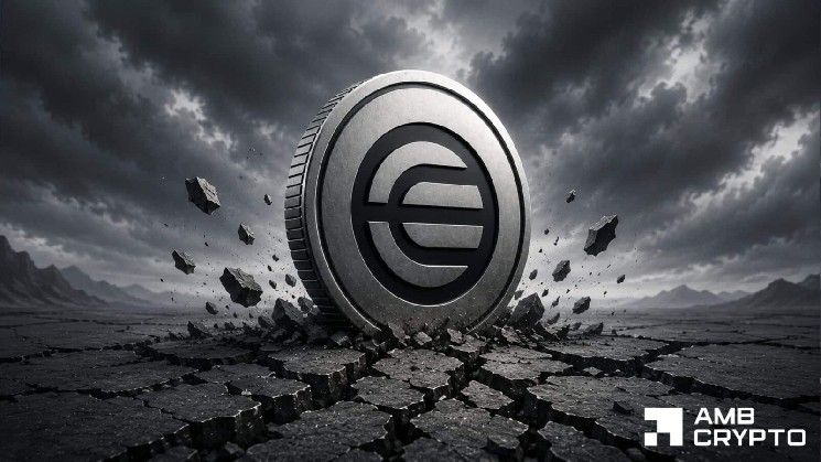 وورلدكوين – ضغط التصفية يلقي بظلاله، فهل يتعافى سعره بالكامل؟