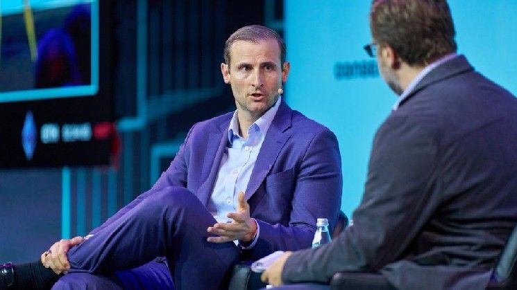 بيت الأبيض يستهدف إقرار "قانون الوضوح" بحلول 4 يوليو، وفقًا لمستشار العملات الرقمية باتريك ويت